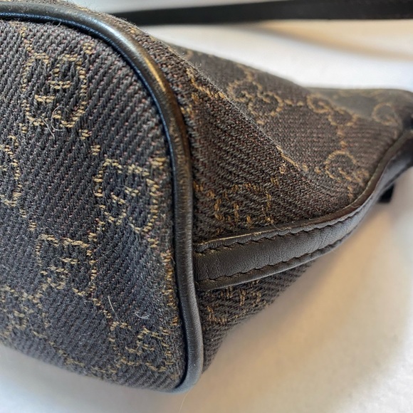 GUCCI CANVAS BOAT BAG - Picture 9 of 13